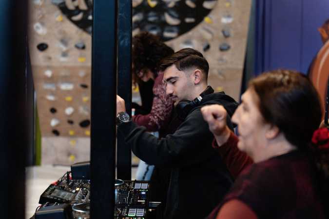  DJ Murat at Younity by Rogier Boogaard